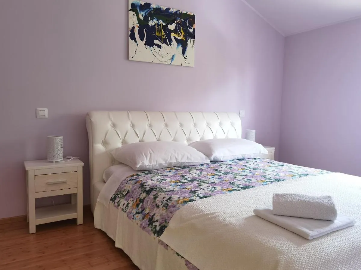 Apartment Luce Pićan